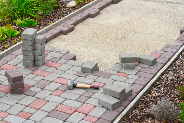 Best Driveway Borders and Edging Pavers in Central City, IL